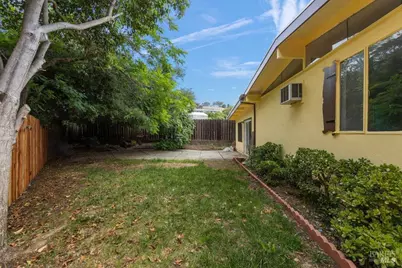 104 Wedgewood Court, Vallejo, CA 94591 - Photo 19