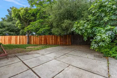 104 Wedgewood Court, Vallejo, CA 94591 - Photo 17