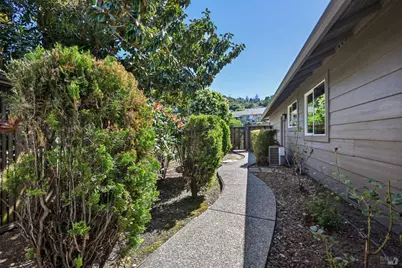 7211 Oakmont Drive, Santa Rosa, CA 95409 - Photo 79