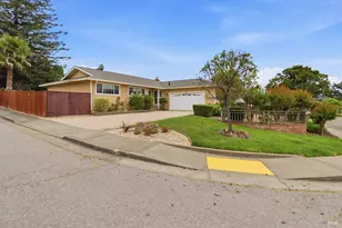 288 San Carlos Way, Novato, CA 94945 - Photo 31
