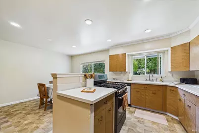 305 Belleview Avenue, Rio Dell, CA 95562 - Photo 25