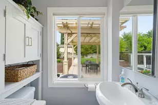 443 W Spain St, Sonoma, CA 95476 - Photo 25