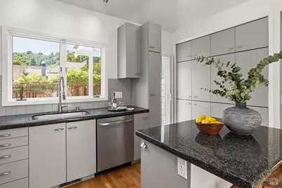 309 Oakdale Avenue, Corte Madera, CA 94925 - Photo 11