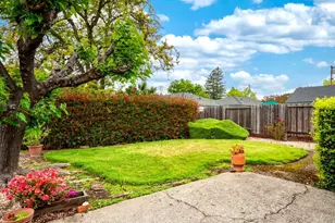 2627 Compadre Dr, Santa Rosa, CA 95405 - Photo 17