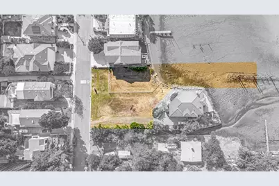 704 W I Street, Benicia, CA 94510 - Photo 9