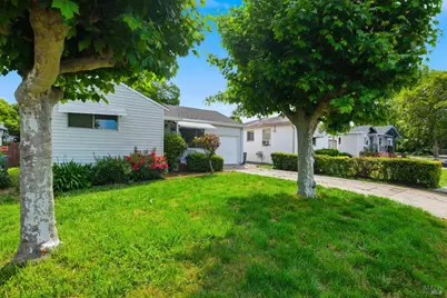 2408 Alameda Street, Vallejo, CA 94590 - Photo 3