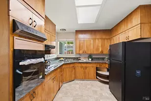 2408 Alameda St, Vallejo, CA 94590 - Photo 9