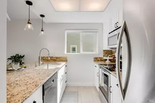 25084 Vista Greens Ct, Hayward, CA 94541 - Photo 9