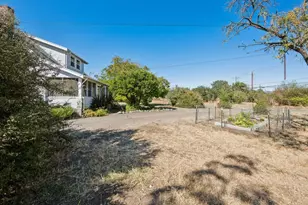 19390 Orange Ave, Sonoma, CA 95476 - Photo 13