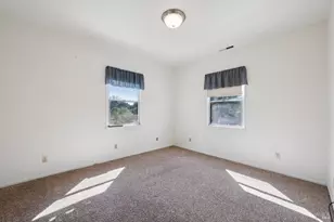 19390 Orange Ave, Sonoma, CA 95476 - Photo 27