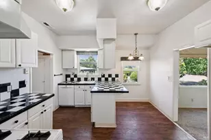 19390 Orange Ave, Sonoma, CA 95476 - Photo 35