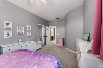 612 Pacific Grove Court, Vacaville, CA 95688 - Photo 35