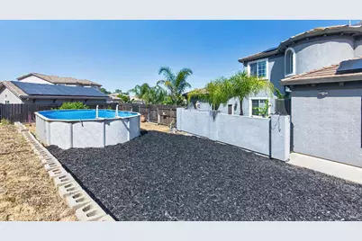 612 Pacific Grove Court, Vacaville, CA 95688 - Photo 49
