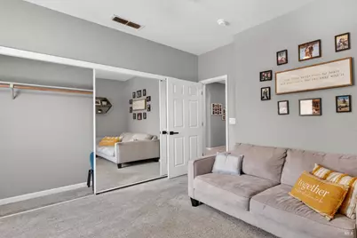 612 Pacific Grove Court, Vacaville, CA 95688 - Photo 29