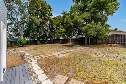 445 E H Street, Benicia, CA 94510 - Photo 37