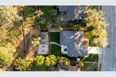 613 Rowland Boulevard, Novato, CA 94947 - Photo 71