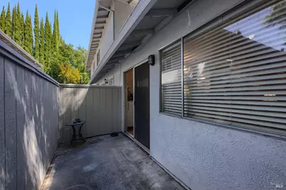 140 Del Rio Court #1, Vacaville, CA 95687 - Photo 19