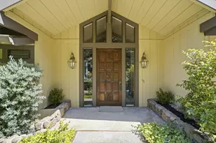 81 Peacock Dr, San Rafael, CA 94901 - Photo 3