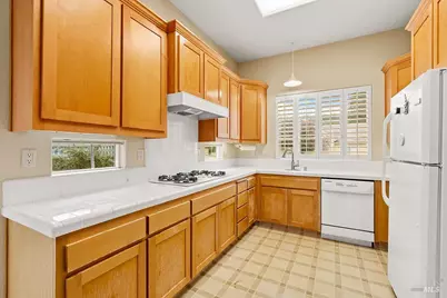 6600 Pine Valley Drive, Santa Rosa, CA 95409 - Photo 17