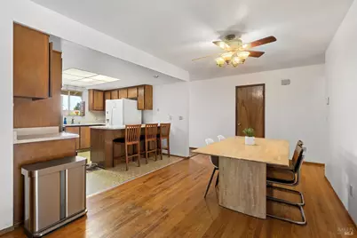 2275 Cambridge Drive, Fairfield, CA 94533 - Photo 17