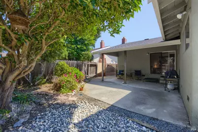 2275 Cambridge Drive, Fairfield, CA 94533 - Photo 33