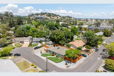 2 Las Huertas Court, San Rafael, CA 94903 - Photo 37