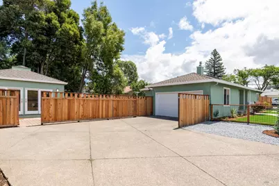 2 Las Huertas Court, San Rafael, CA 94903 - Photo 33