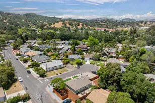 2 Las Huertas Ct, San Rafael, CA 94903 - Photo 39