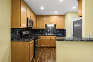 126 Park Pl Dr, Petaluma, CA 94954 - Photo 11