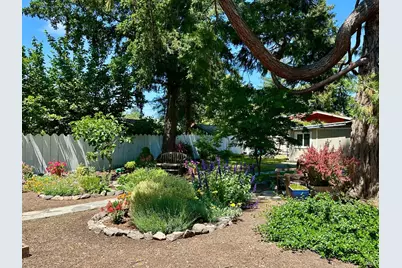 735 Carr Avenue, Santa Rosa, CA 95404 - Photo 43