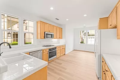 8364 Bennington Court, Vallejo, CA 94591 - Photo 25