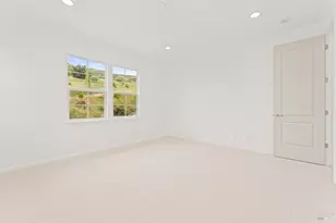 8364 Bennington Ct, Vallejo, CA 94591 - Photo 37