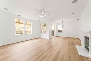 8364 Bennington Ct, Vallejo, CA 94591 - Photo 13