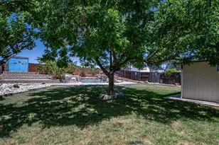 655 W Creekside Cir, Dixon, CA 95620 - Photo 31