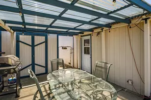 655 W Creekside Cir, Dixon, CA 95620 - Photo 45
