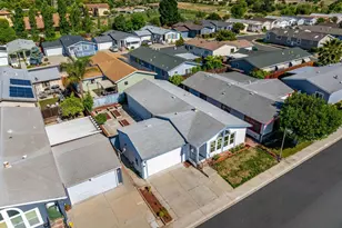 1821 Strasbourg Ln, Antioch, CA 94509 - Photo 51