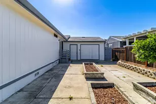 1821 Strasbourg Ln, Antioch, CA 94509 - Photo 47