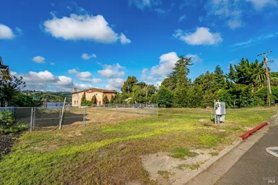 708 W I Street, Benicia, CA 94510 - Photo 7