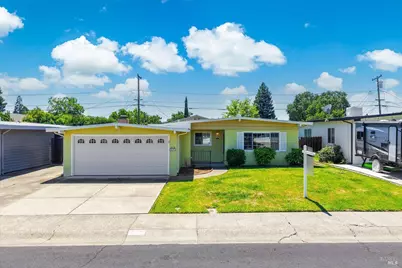 213 Hemlock Street, Vacaville, CA 95688 - Photo 41