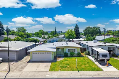 213 Hemlock Street, Vacaville, CA 95688 - Photo 43