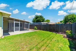 213 Hemlock St, Vacaville, CA 95688 - Photo 37
