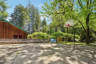 11688 Oak Rd, Forestville, CA 95436 - Photo 41