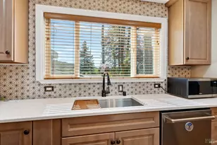 1229 Magnolia St, Willits, CA 95490 - Photo 11