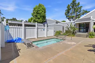 318 Larkspur Plaza Dr, Larkspur, CA 94939 - Photo 37