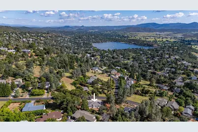 17867 Deer Hill Road, Hidden Valley Lake, CA 95467 - Photo 29