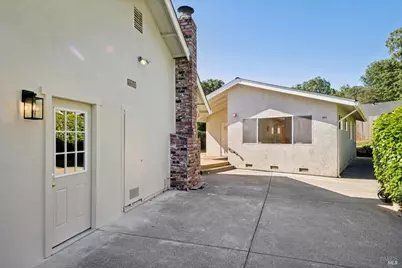 14 Angelica Court, Novato, CA 94947 - Photo 3