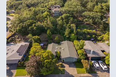 695 Sunset Parkway, Novato, CA 94947 - Photo 45