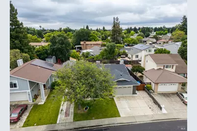 319 Brookdale Drive, Vacaville, CA 95687 - Photo 45