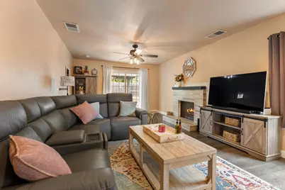 319 Brookdale Drive, Vacaville, CA 95687 - Photo 23