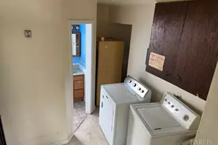 2050 102nd Ave, Oakland, CA 94603 - Photo 3